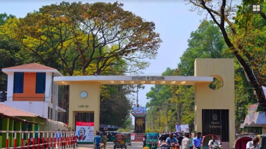 স্থানীয়দের হামলায় চবির ৩ শিক্ষার্থী আহত